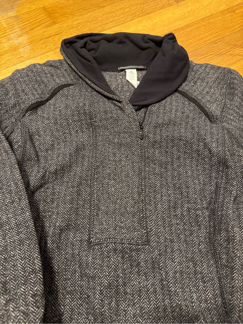 lululemon athletica Charcoal Herringbone Half-Zip Hoodie - Picture 2 of 5